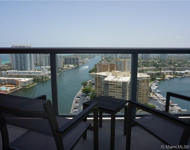 2600 E Hallandale Beach Blvd - Photo Thumbnail 1