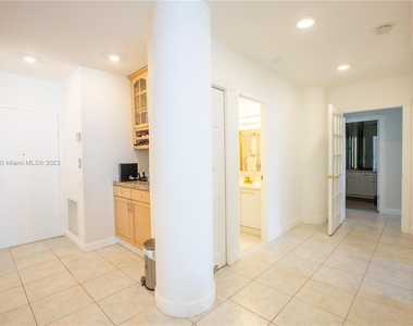 3725 S Ocean Dr - Photo Thumbnail 23