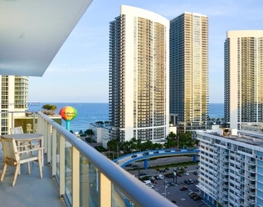 4010 S Ocean Dr - Photo Thumbnail 1