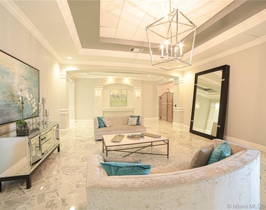 2501 S Ocean Dr - Photo Thumbnail 12