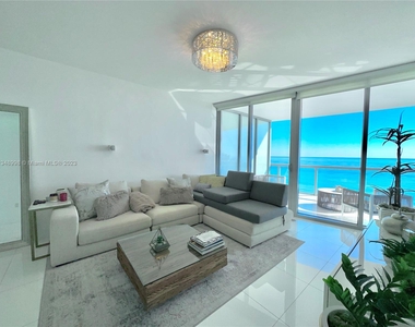 17121 Collins Ave - Photo Thumbnail 28