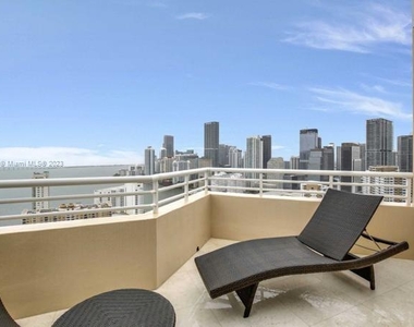 808 Brickell Key Dr - Photo Thumbnail 38