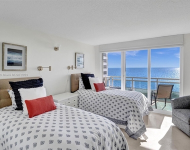 6917 Collins Ave - Photo Thumbnail 22