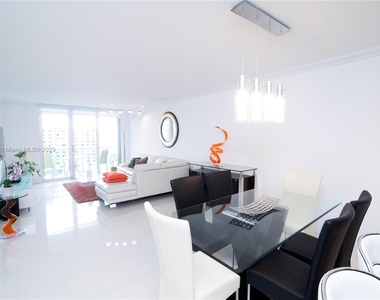 19370 Collins Ave - Photo Thumbnail 12