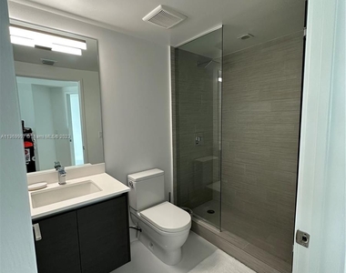 330 Sunny Isles Blvd - Photo Thumbnail 20