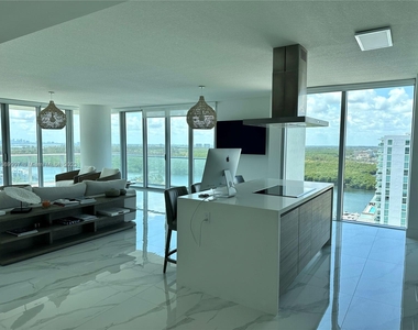 330 Sunny Isles Blvd - Photo Thumbnail 22