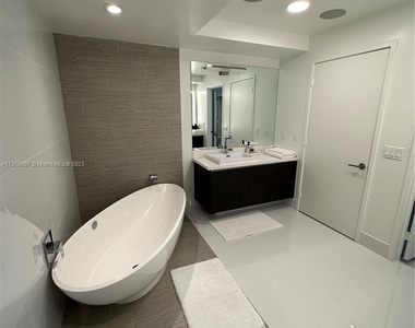 330 Sunny Isles Blvd - Photo Thumbnail 53