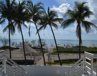 5161 Collins Ave - Photo Thumbnail 20