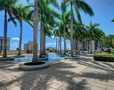 1435 Brickell Ave - Photo Thumbnail 55