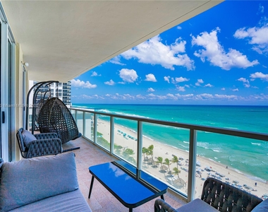 16699 Collins Ave - Photo Thumbnail 23