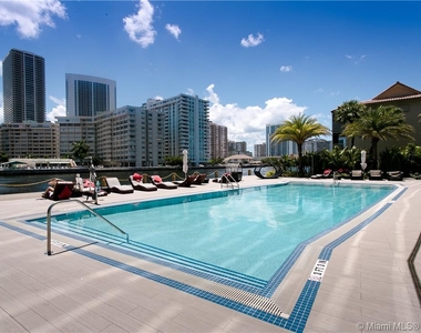 2602 E Hallandale Beach Blvd - Photo Thumbnail 7