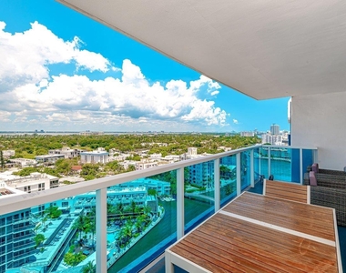 2301 Collins Ave - Photo Thumbnail 3