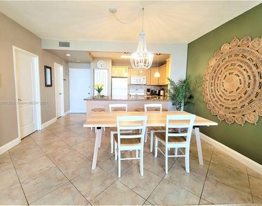 3505 S Ocean Dr - Photo Thumbnail 3