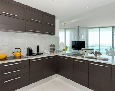 900 Biscayne Blvd - Photo Thumbnail 13