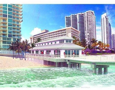 16699 Collins Ave - Photo Thumbnail 26