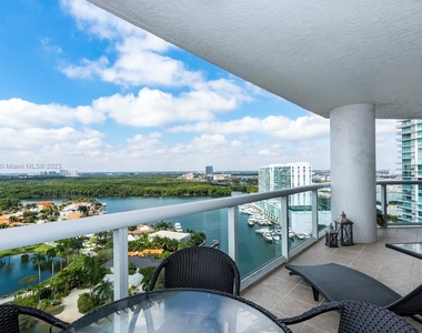 16500 Collins Ave - Photo Thumbnail 1