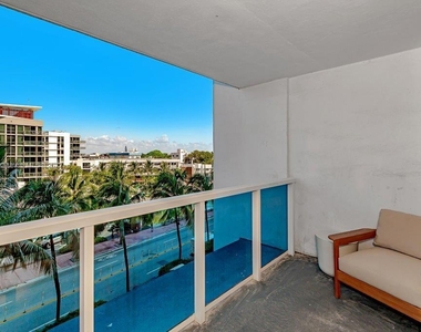 2301 Collins Ave - Photo Thumbnail 25