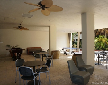 19370 Collins Ave - Photo Thumbnail 28