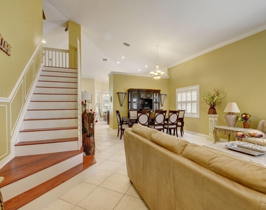 4042 Bahia Isle Circle - Photo Thumbnail 2