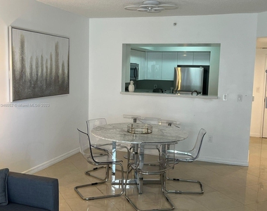 17375 Collins Ave - Photo Thumbnail 10