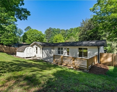 3683 Admiral Drive - Photo Thumbnail 19