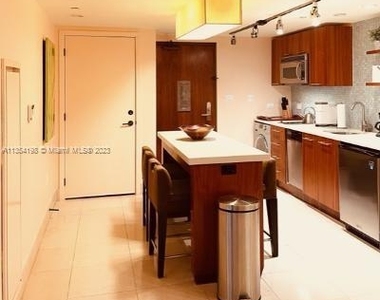 6801 Collins Ave - Photo Thumbnail 26