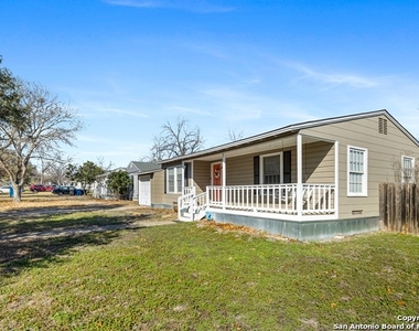 327 Brees Blvd - Photo Thumbnail 1