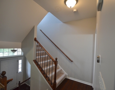 2504 Dunraven Avenue - Photo Thumbnail 20