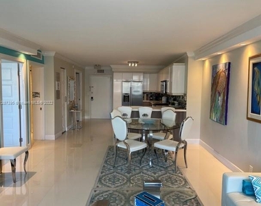 3140 S Ocean Dr - Photo Thumbnail 11