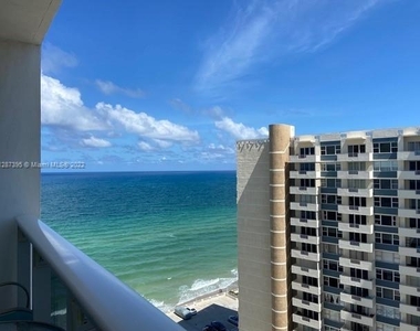 3140 S Ocean Dr - Photo Thumbnail 0