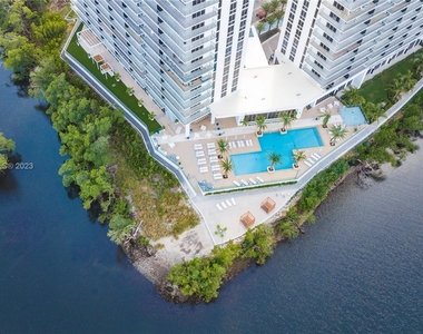 16385 Biscayne Blvd - Photo Thumbnail 75