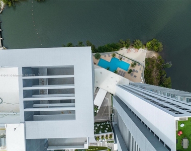 16385 Biscayne Blvd - Photo Thumbnail 41