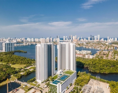 16385 Biscayne Blvd - Photo Thumbnail 70