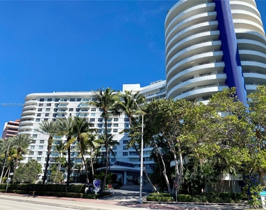 5161 Collins Ave - Photo Thumbnail 16