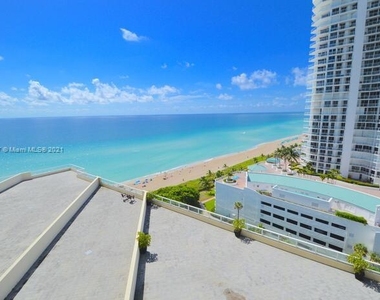 16699 Collins Ave - Photo Thumbnail 19