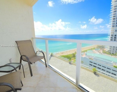 16699 Collins Ave - Photo Thumbnail 18