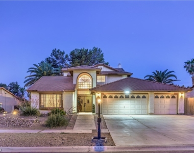 3179 Paintedhills Avenue - Photo Thumbnail 48