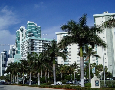 3901 S Ocean Dr - Photo Thumbnail 35