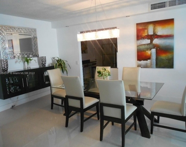 3901 S Ocean Dr - Photo Thumbnail 8