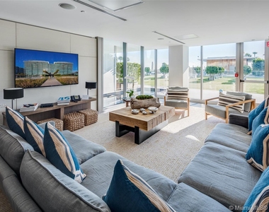 360 Ocean Dr - Photo Thumbnail 35