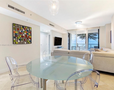 3801 Collins Ave - Photo Thumbnail 5