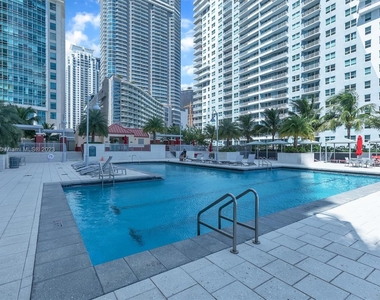 1155 Brickell Bay Dr - Photo Thumbnail 37