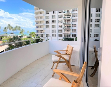 5161 Collins Ave - Photo Thumbnail 21