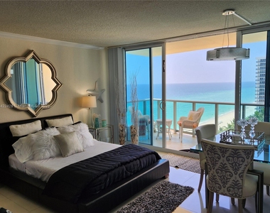 2501 S Ocean Dr - Photo Thumbnail 0