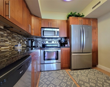 3505 S Ocean Dr - Photo Thumbnail 11