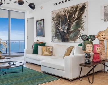 15701 Collins Ave - Photo Thumbnail 7