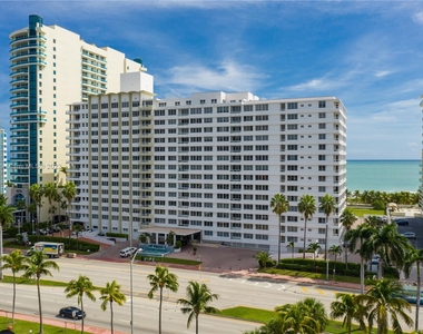 5005 Collins Ave - Photo Thumbnail 27