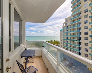 5005 Collins Ave - Photo Thumbnail 23