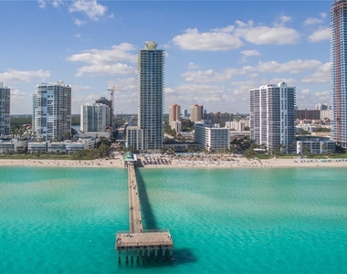 16699 Collins Ave - Photo Thumbnail 44