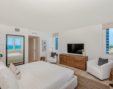 2301 Collins Ave - Photo Thumbnail 13